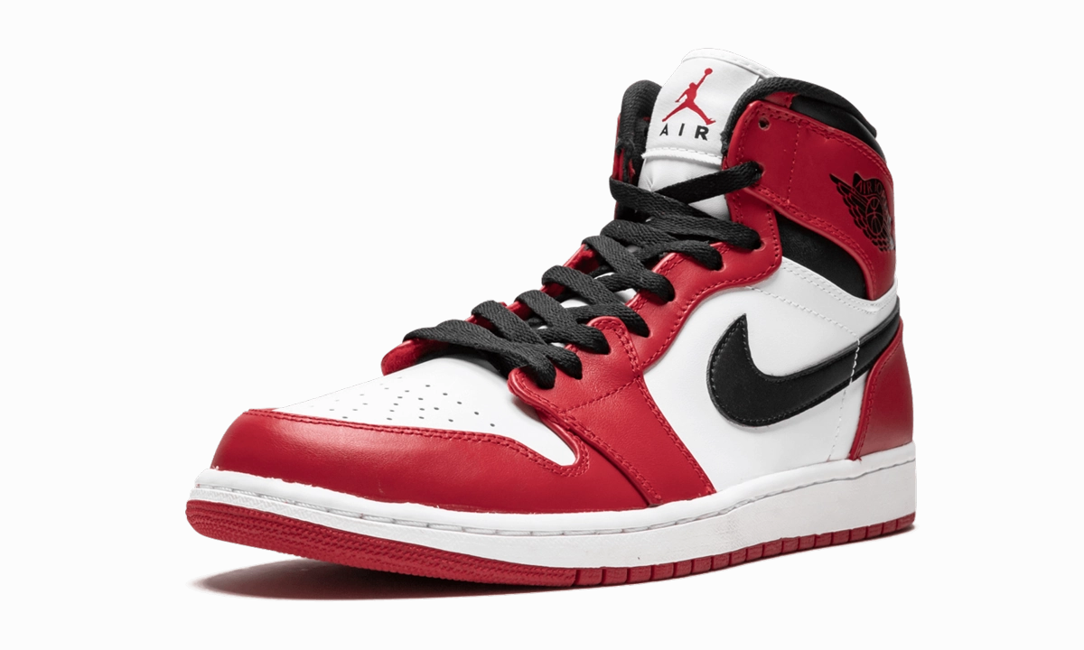 Air Jordan 1 Retro High "Chicago" Enhanced silhouette