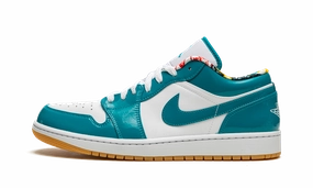 Air Jordan 1 Low SE "Barcelona" Flattering Fit Relaxed Fit