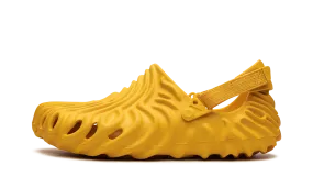 Beach Walk Adjustable Pollex Clog "Salehe Bembury - Yolk"