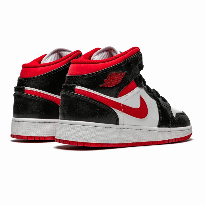 Air Jordan 1 Mid Black Gym Red Gs Foot - care
