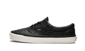 Brand Pop Block Step OG Era LX "WTAPS"