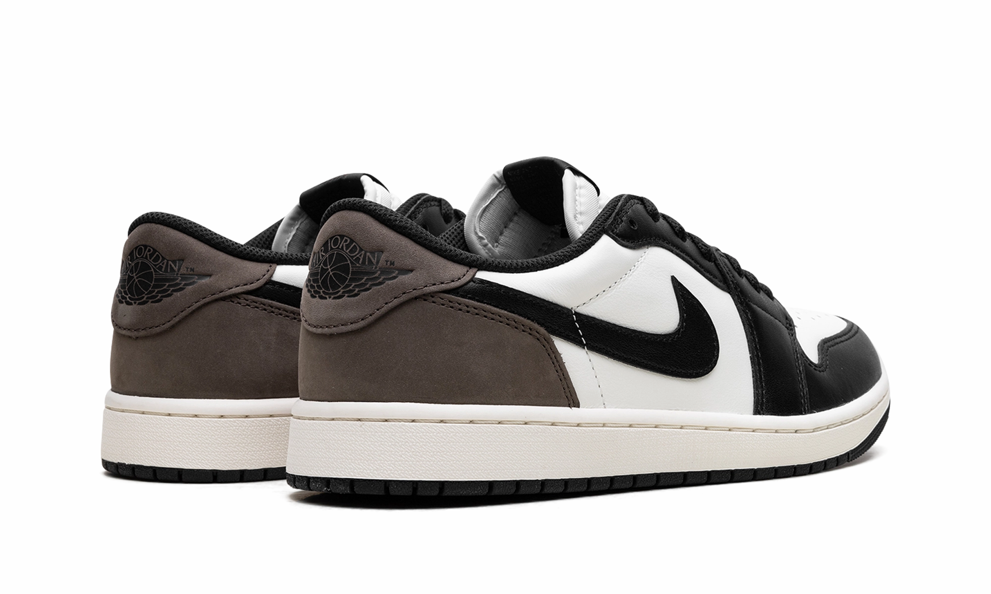 Air Jordan 1 Low OG "Mocha" City Run Sleek Wear