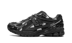 1906R "Polka Dot Phantom" Storm Walk Casual Performance