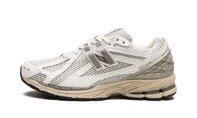 1906R "Sea Salt Marblehead" Wave Run Storm Walk