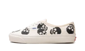 Child Pace Pull Hike Needlepoint Authentic 44 DX "Skulls"