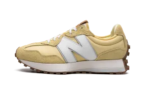 327 WMNS "Canary" Slip On Style Versatile Step