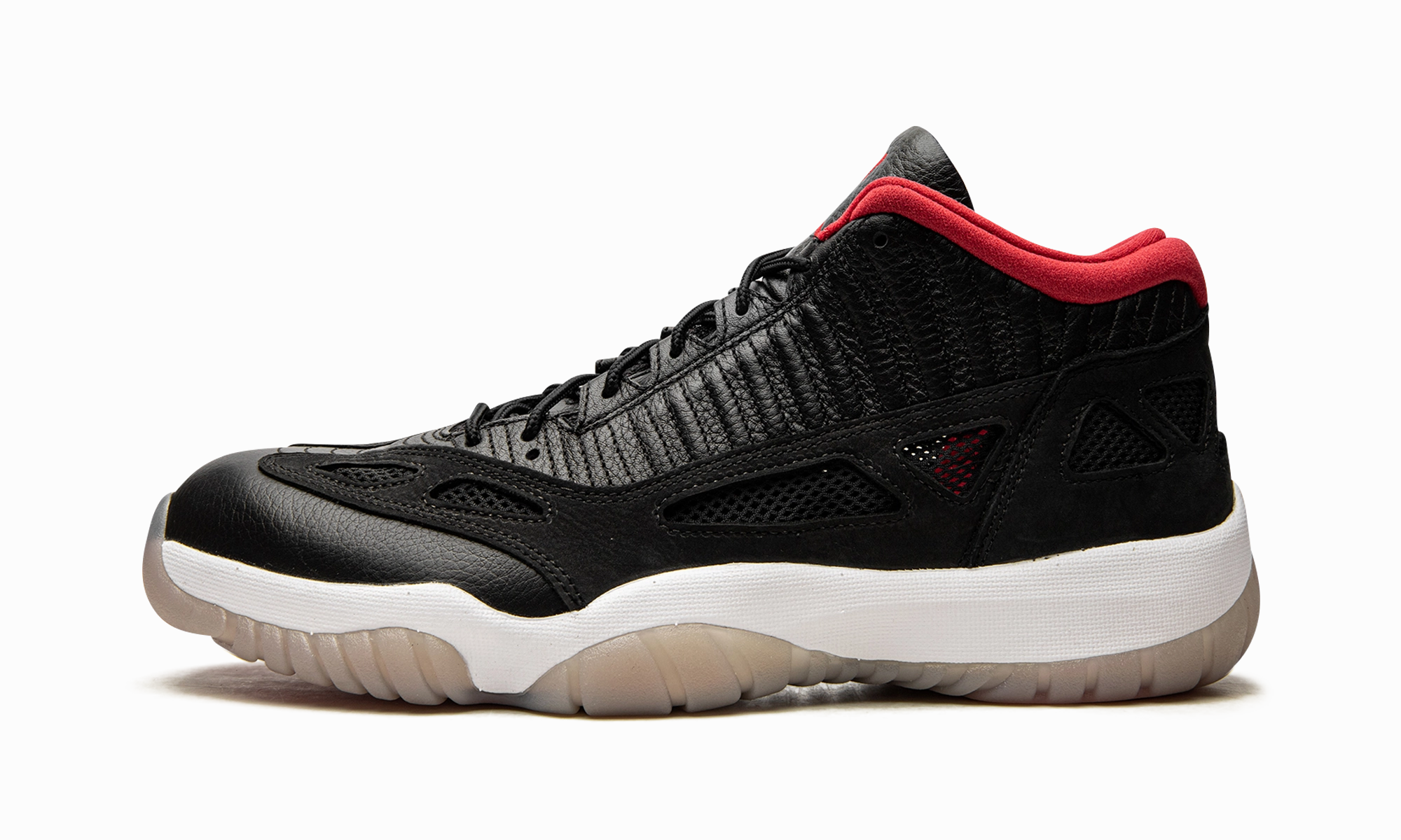 high - arch support shoes sprint - specific shoes Air Jordan 11 Low IE "Bred 2021"