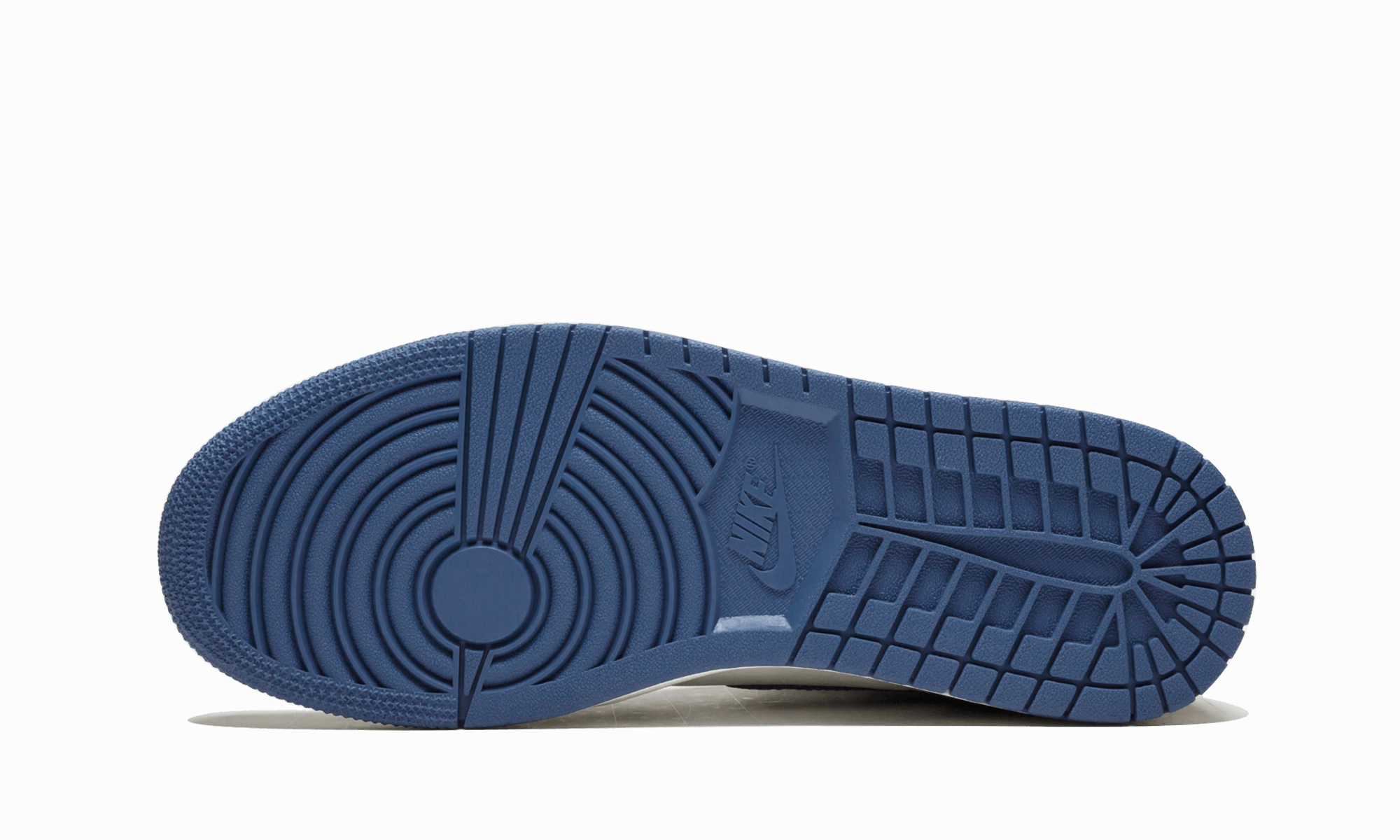 Padded materials Bold Design Air Jordan 1 Retro High OG "Promo Box - BLUE MOON"