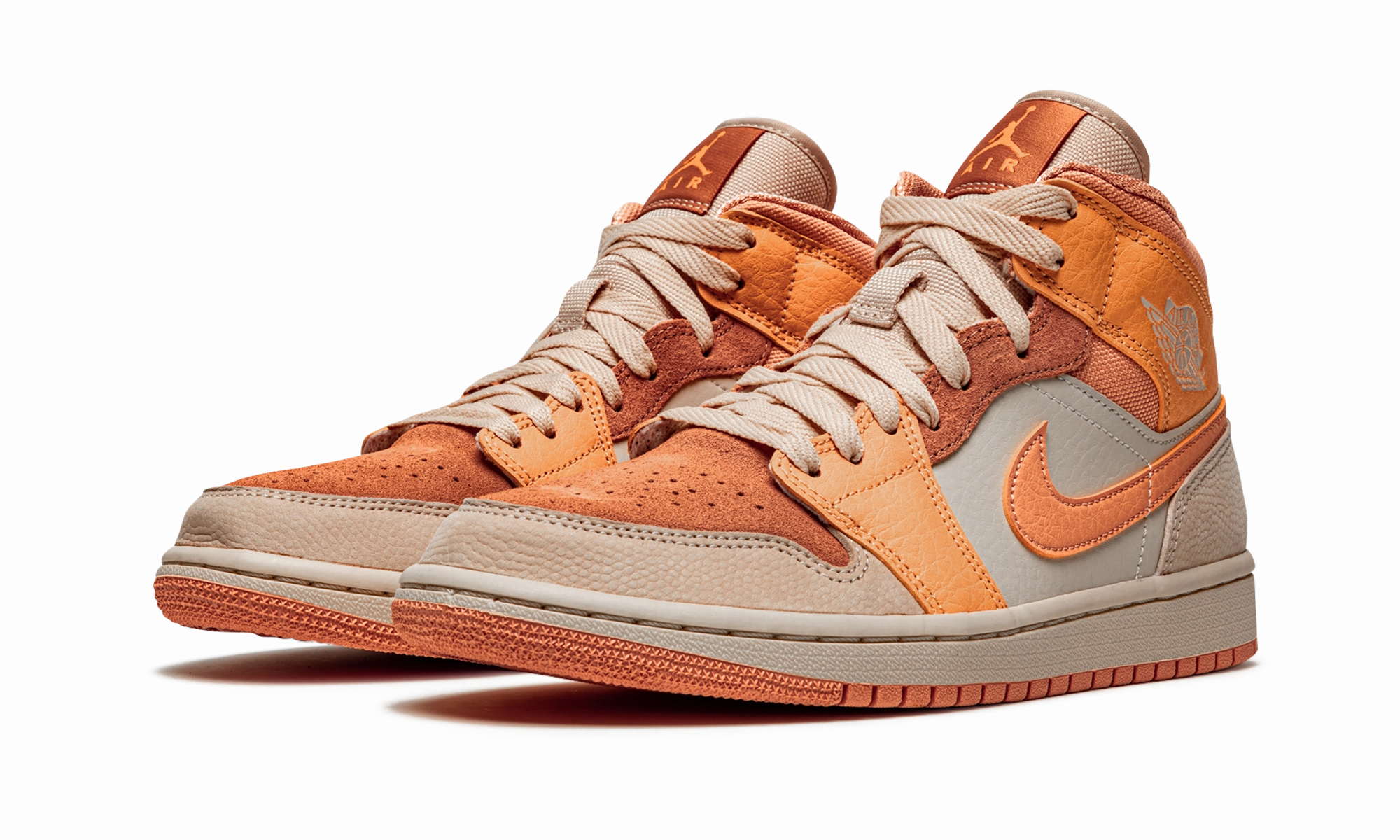 Support Zone Strong Traction AIR JORDAN 1 MID WMNS "Apricot"