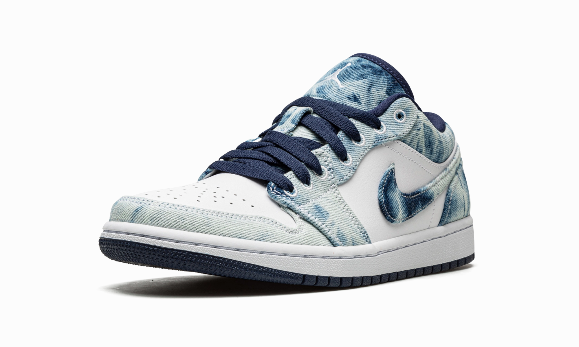 Trend-setting wear Air Jordan 1 Low SE "Washed Denim"