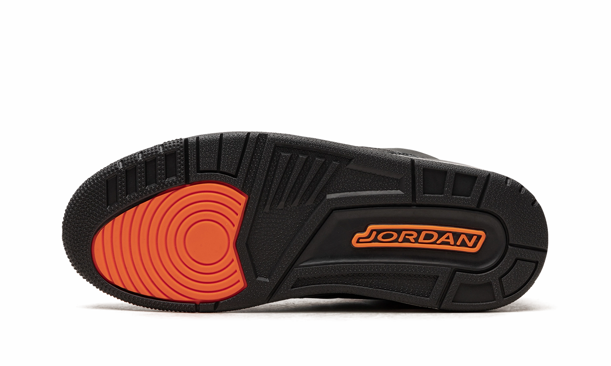 Premium materials Air Jordan 3 "Fear (2023)"