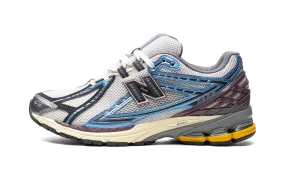 1906R "Blue" Chic Footwear Running Light