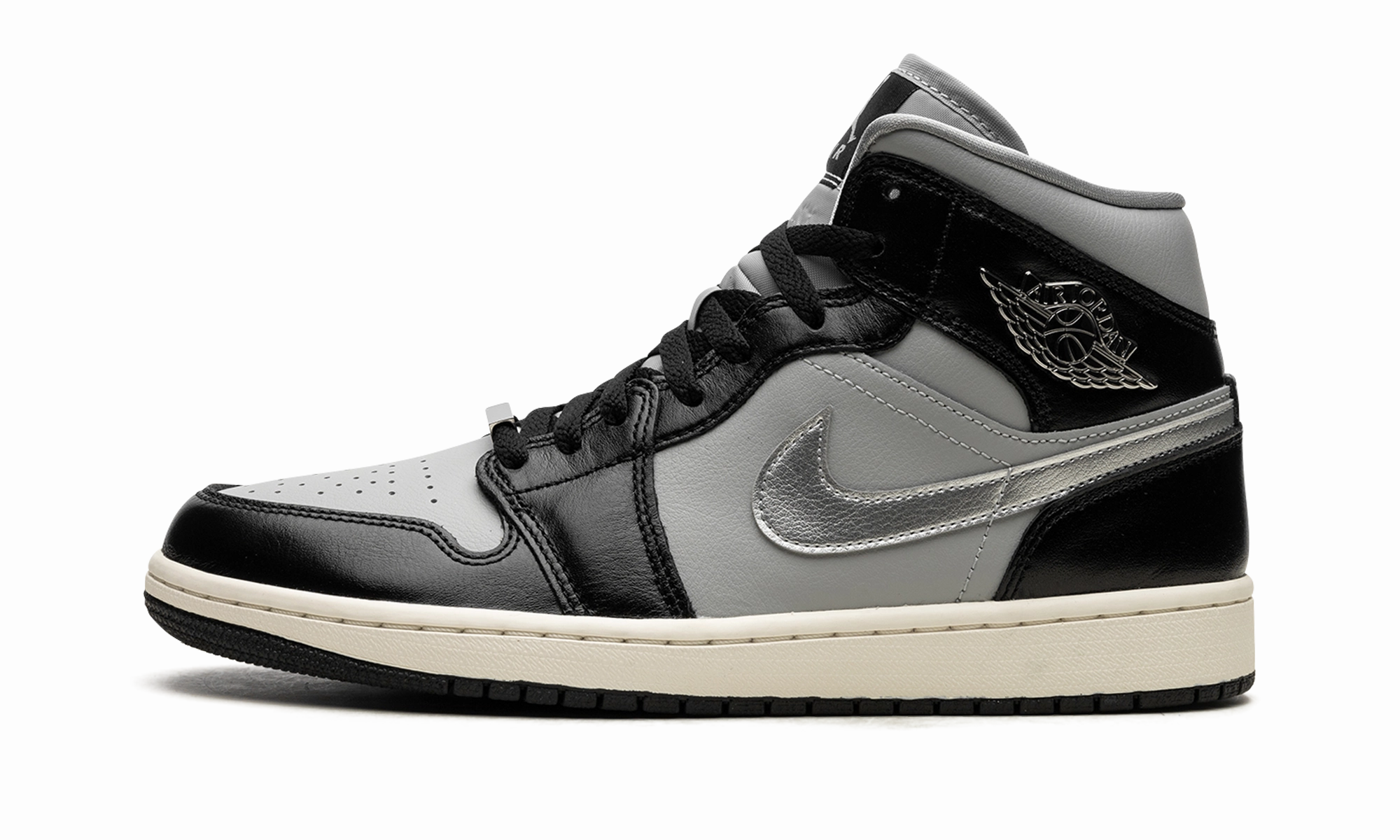 Light Weight Street Flex AIR JORDAN 1 MID SE WMNS "Black Chrome"