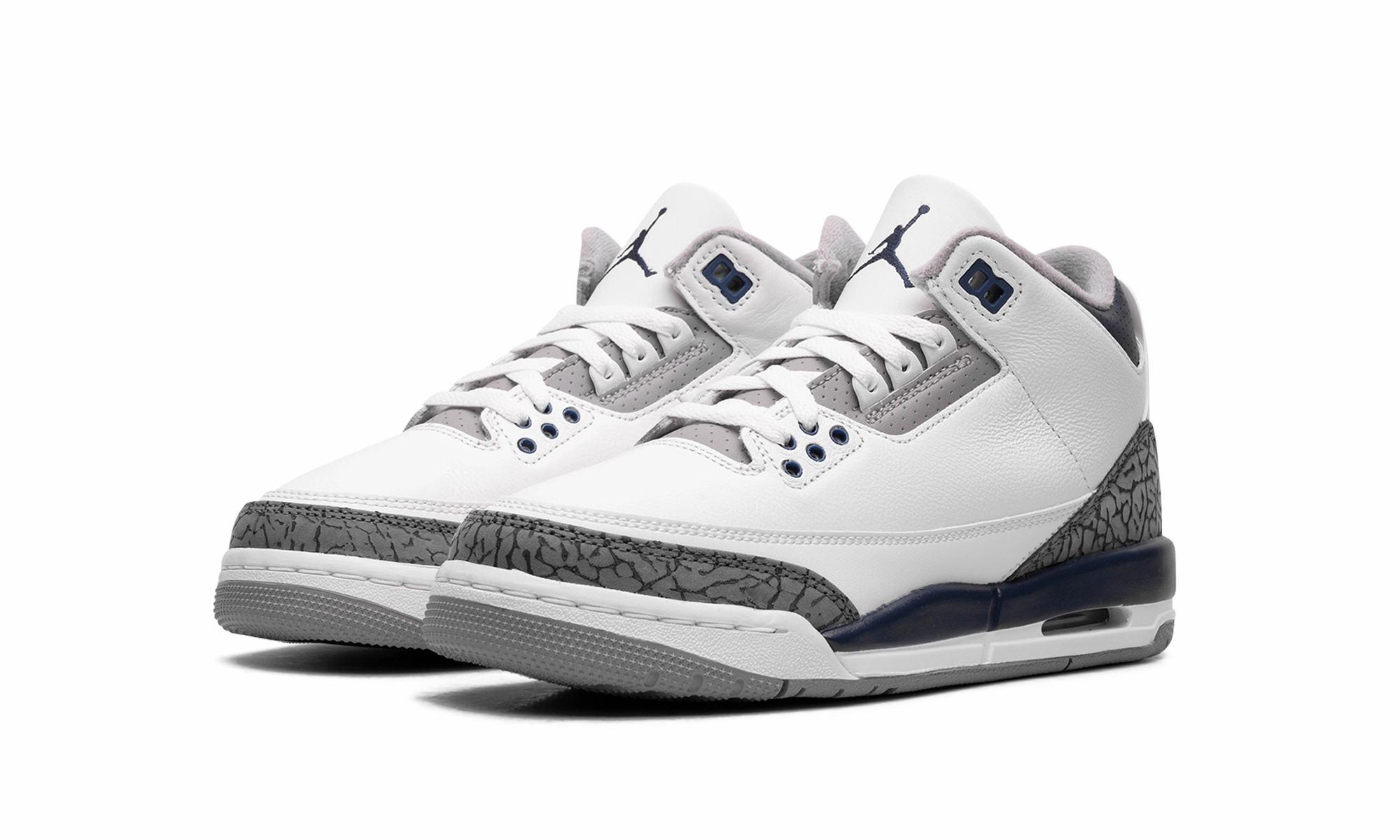 Air Jordan 3 GS "Midnight Navy" Sleek Shape