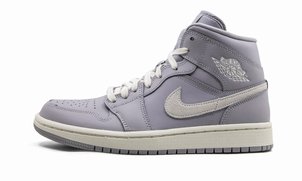 AIR JORDAN 1 MID WMNS On The Go Slim Style