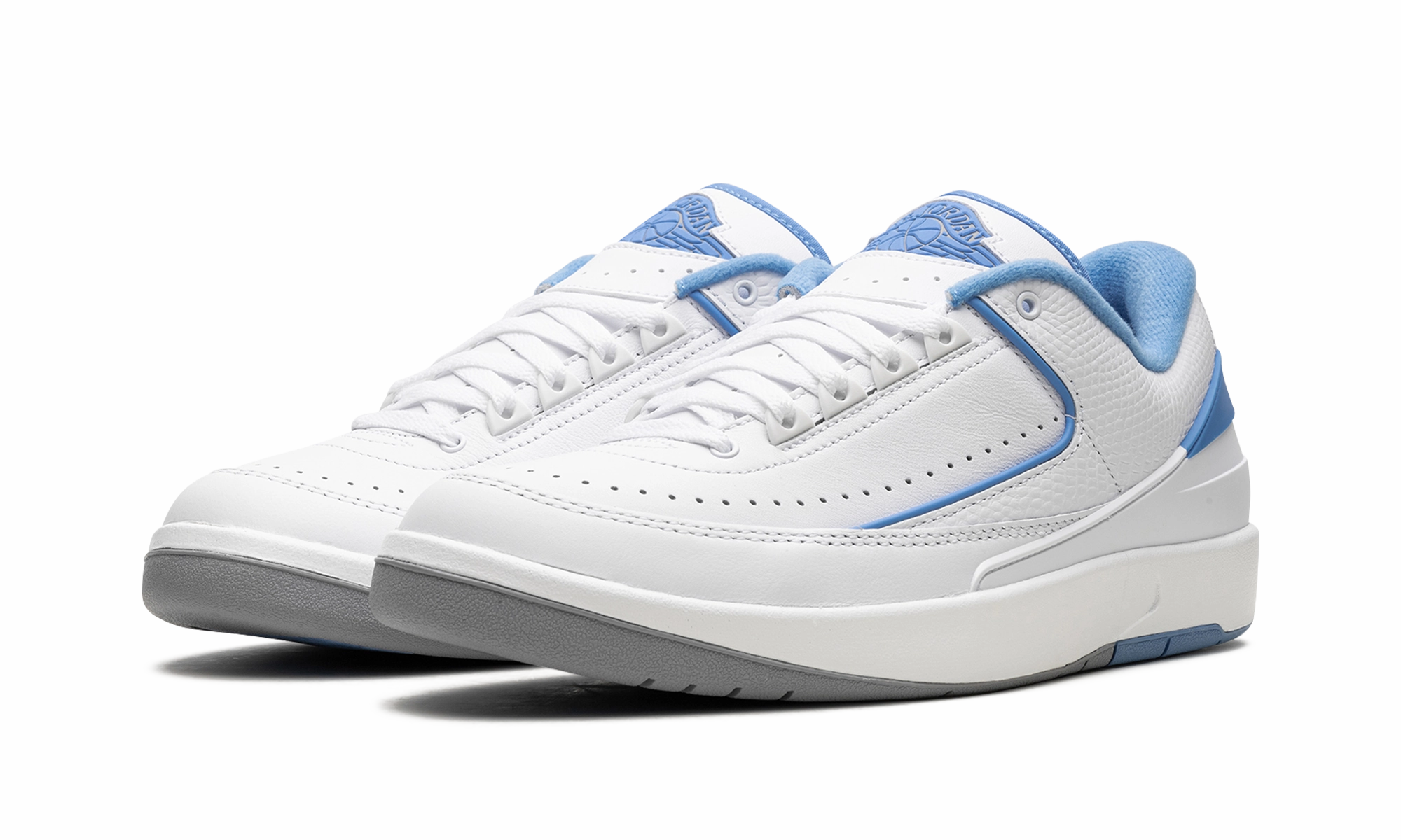 Layered sole Air Jordan 2 Low "UNC"