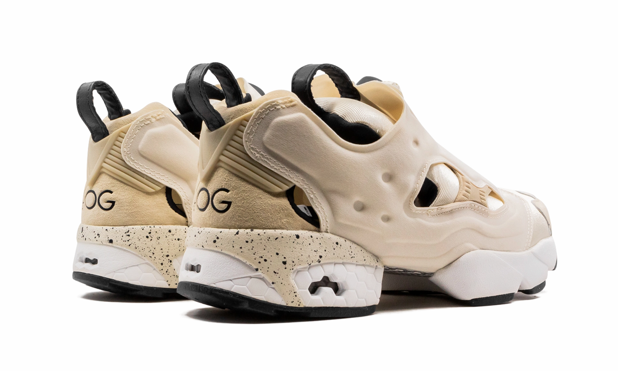 Running essentials evening Instapump Fury 1st OG