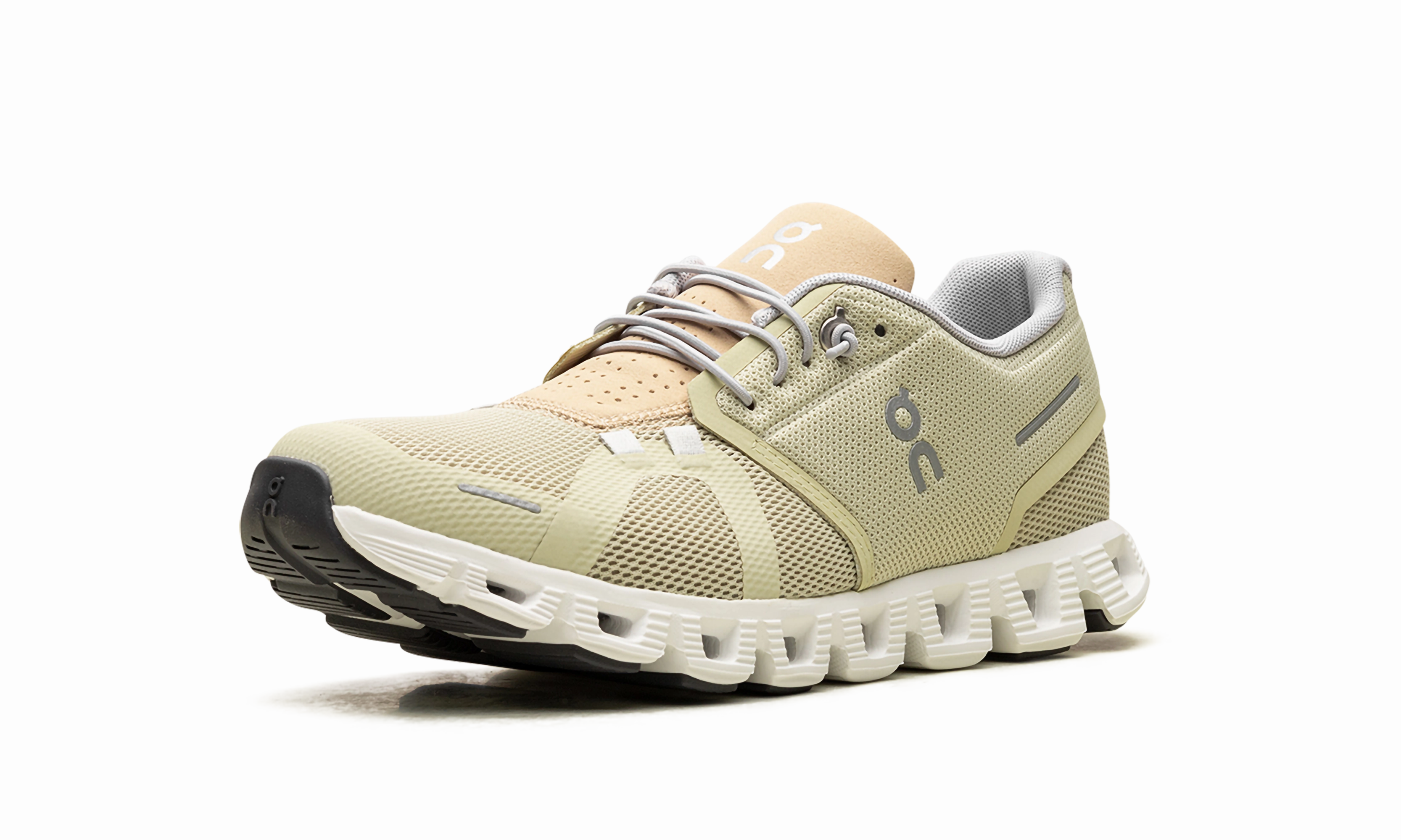 Cloud 5 WMNS "Haze | Sand" maximalist - style shoes