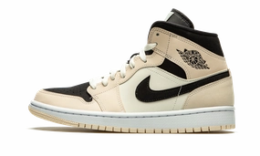 AIR JORDAN 1 MID WMNS "Guava Ice" All-around traction Superior Performance