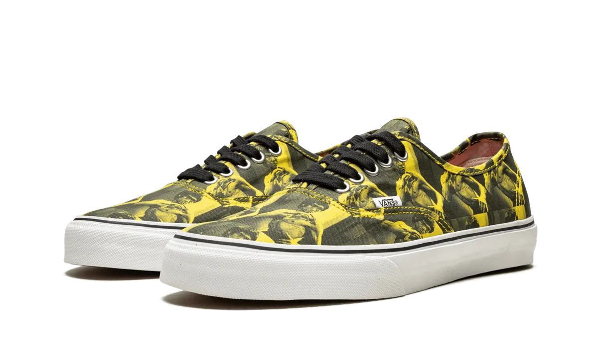 Authentic Pro "Supreme - Bruce Lee (2013)" Streetwear Look