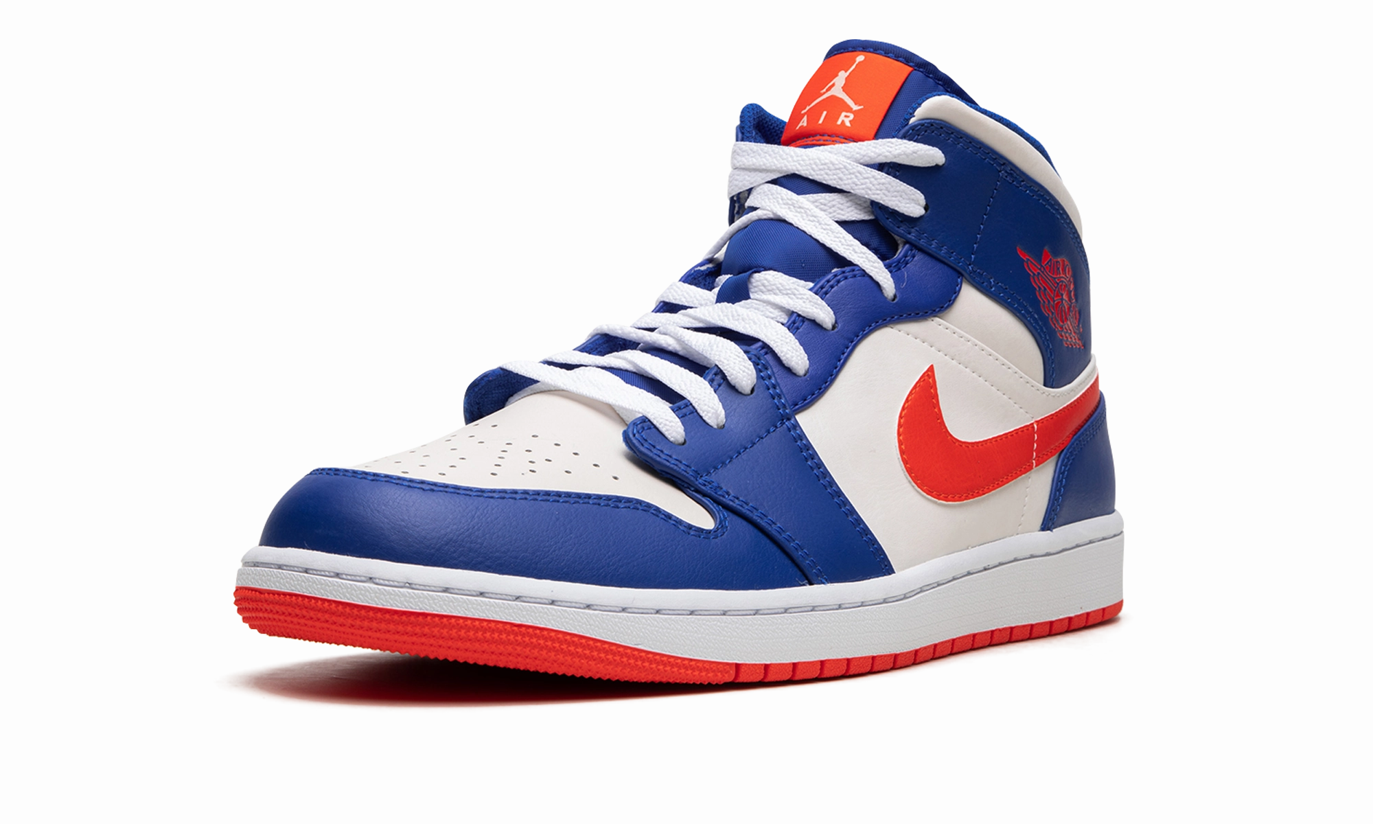 Fashion-Forward Air Jordan 1 Mid "Knicks"