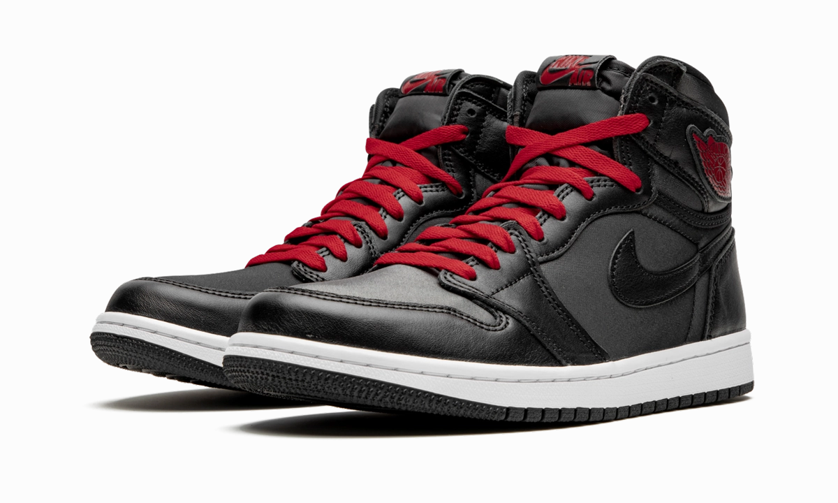 Active Routine Quick Footwear Air Jordan 1 Retro High OG "Black Satin/Gym Red"