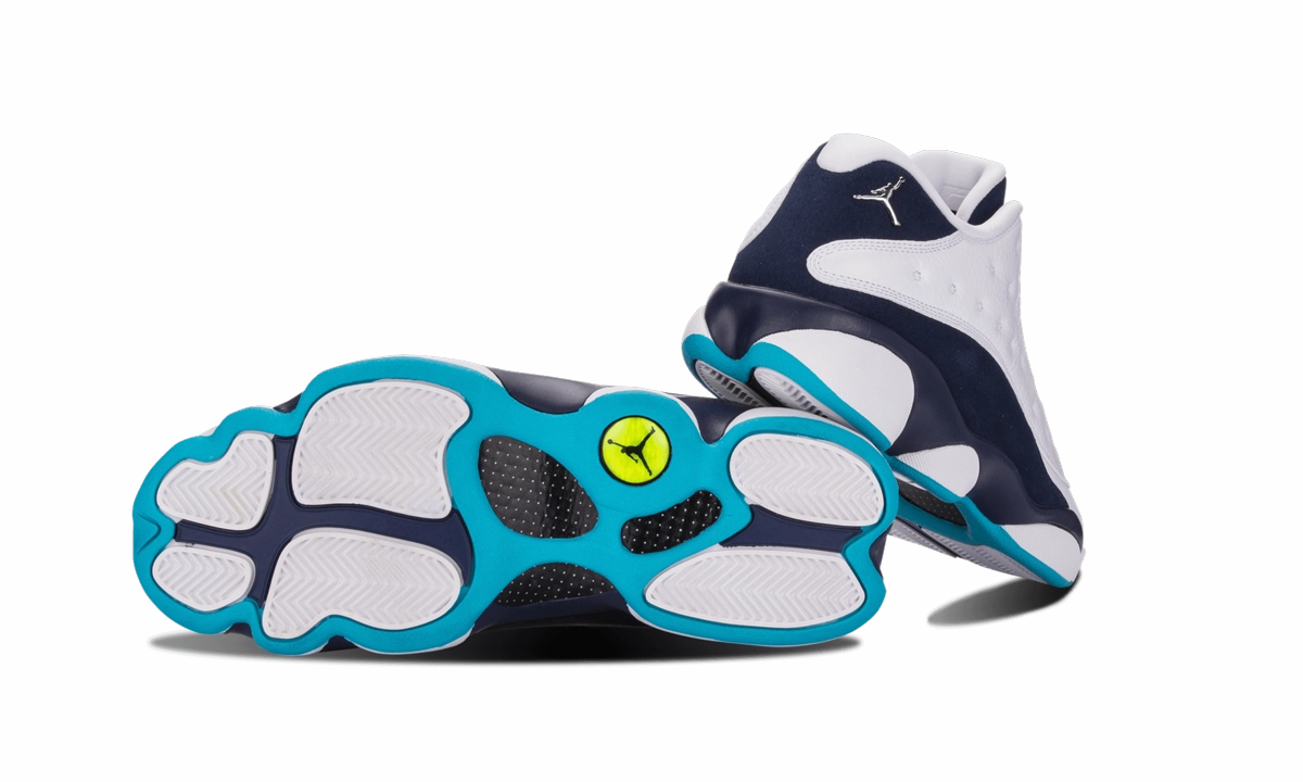 Soft Padding Air Jordan 13 Retro Low "Hornets"