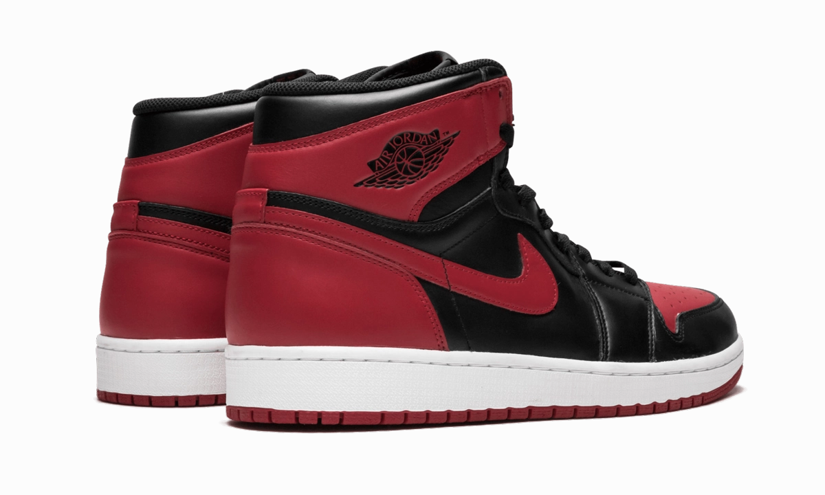Foot Protection Air Jordan 1 Retro High OG "Bred 2013"