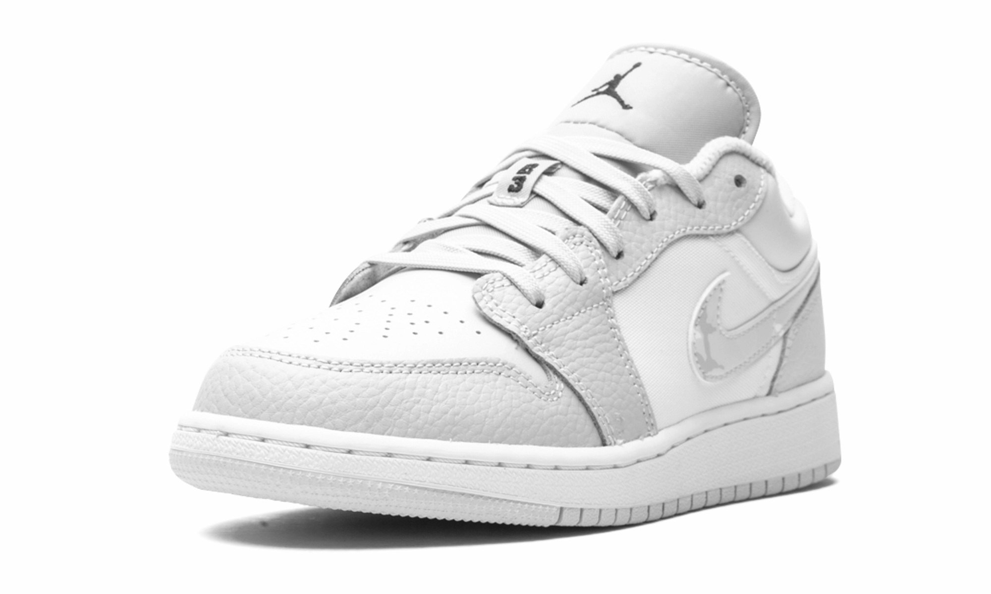 Classy ease Air Jordan 1 Low SE GS "Grey Camo Swoosh"