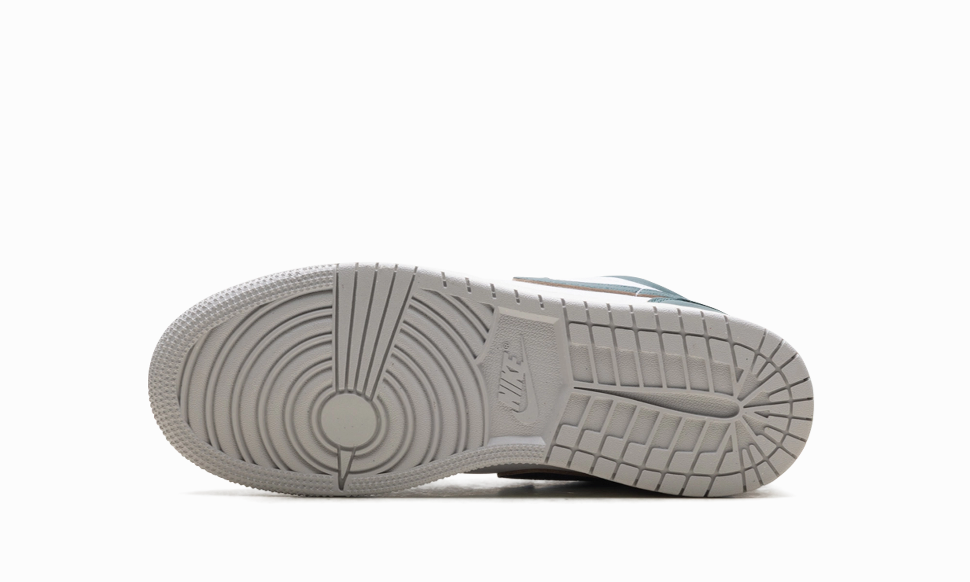 Basic Tone Jordan 1 Low SE GS "Oxidized Green"