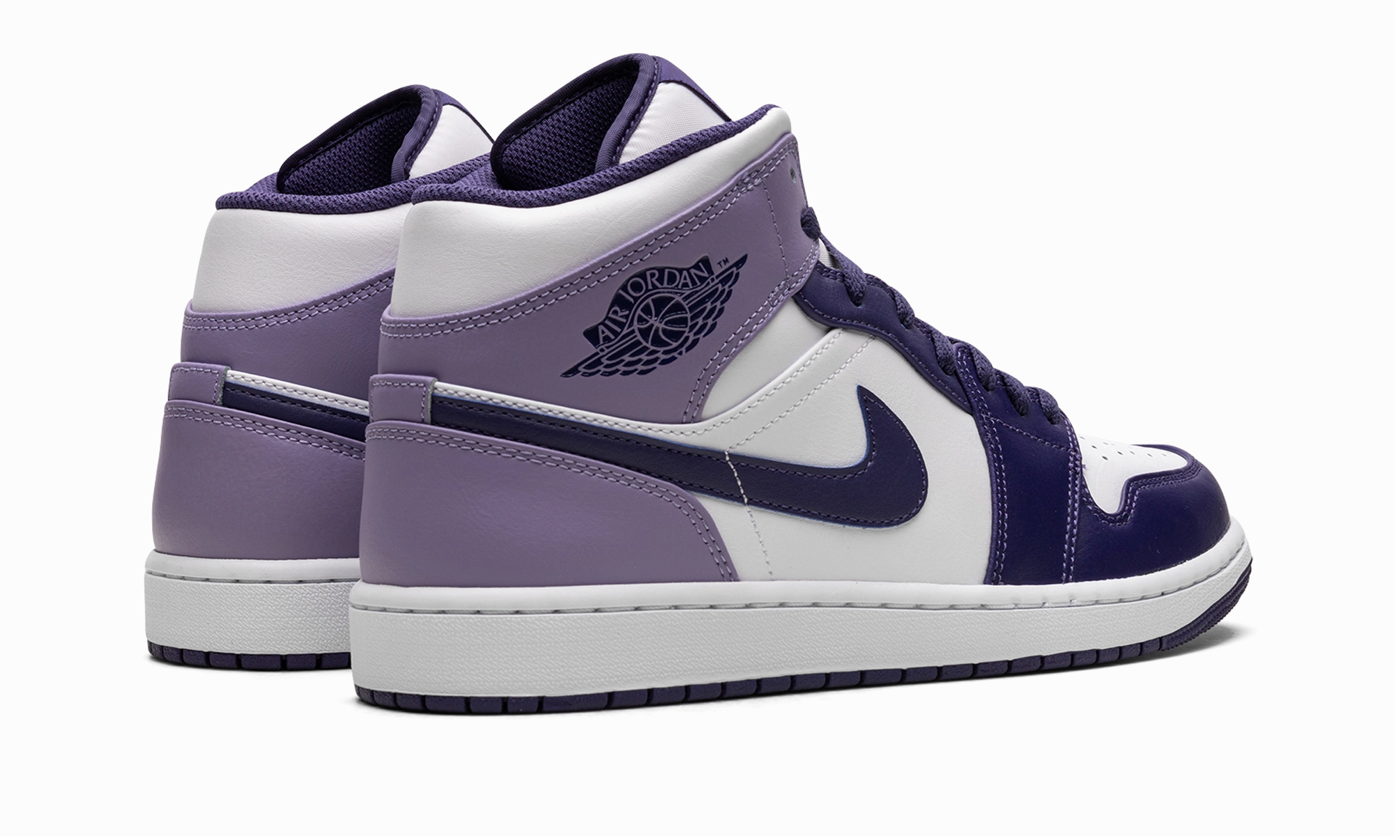 Unbeatable cushioning Air Jordan 1 Mid "Sky J Purple"