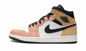 Air Jordan 1 Mid SE "Flight Club" Plush flexibility