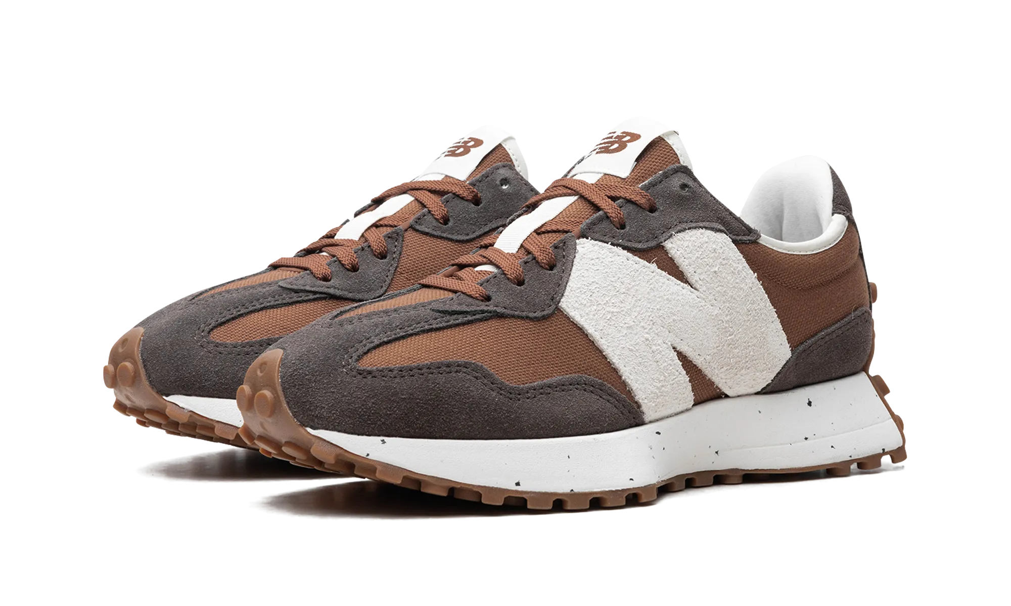 Grass Jog Skip Step 327 WMNS "Rich Earth"