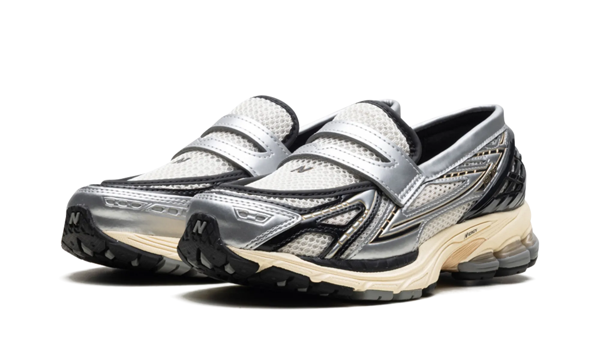 1906L "Silver Metallic Cream" Heat Hike