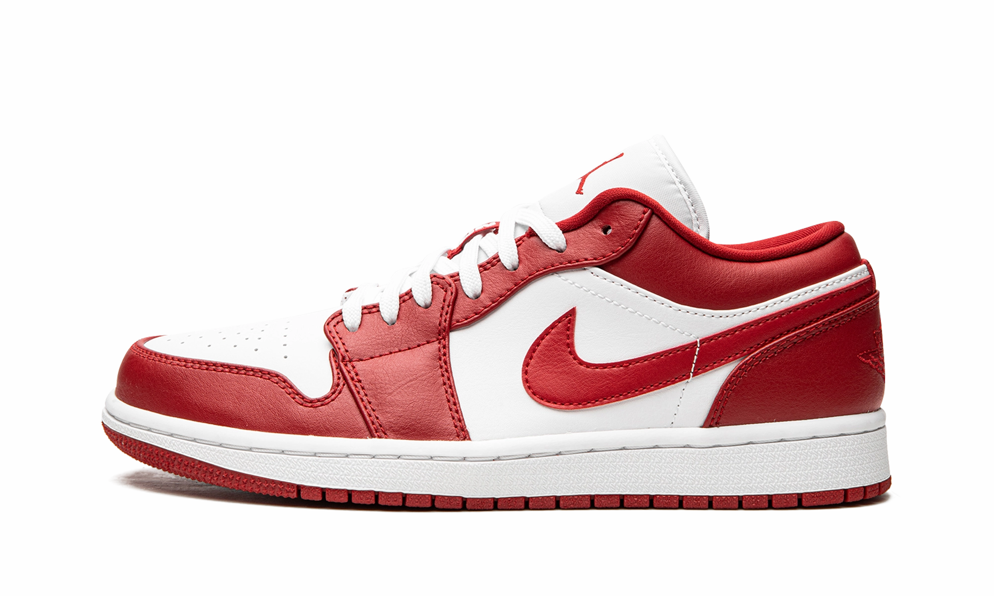 Boosted look Upgraded flexibility Air Jordan 1 Low "Gym Red"