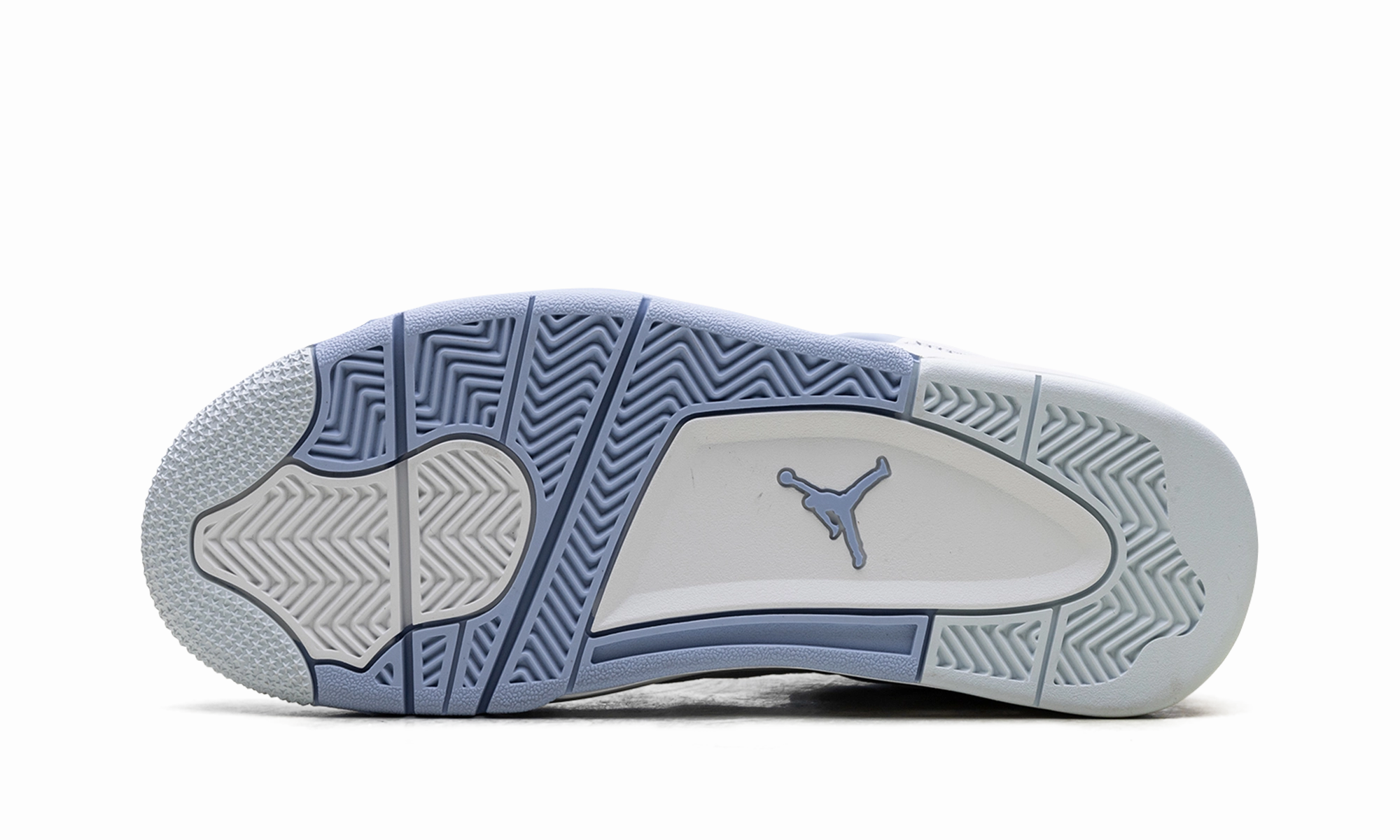 Air Jordan 4 WMNS "Aluminum" Retro-inspired support