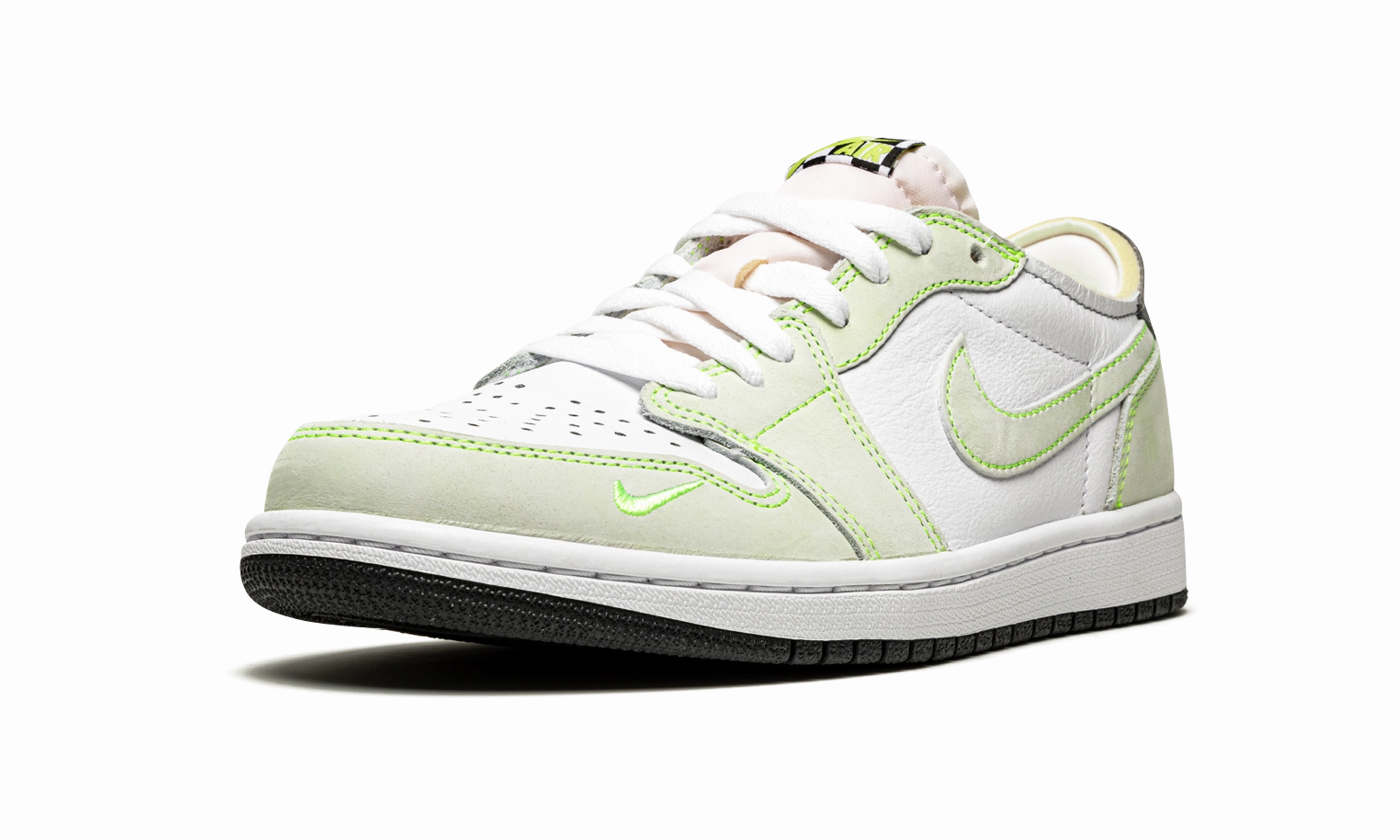 Contoured Fit On-the-Go Wear Air Jordan 1 Low OG "Ghost Green"