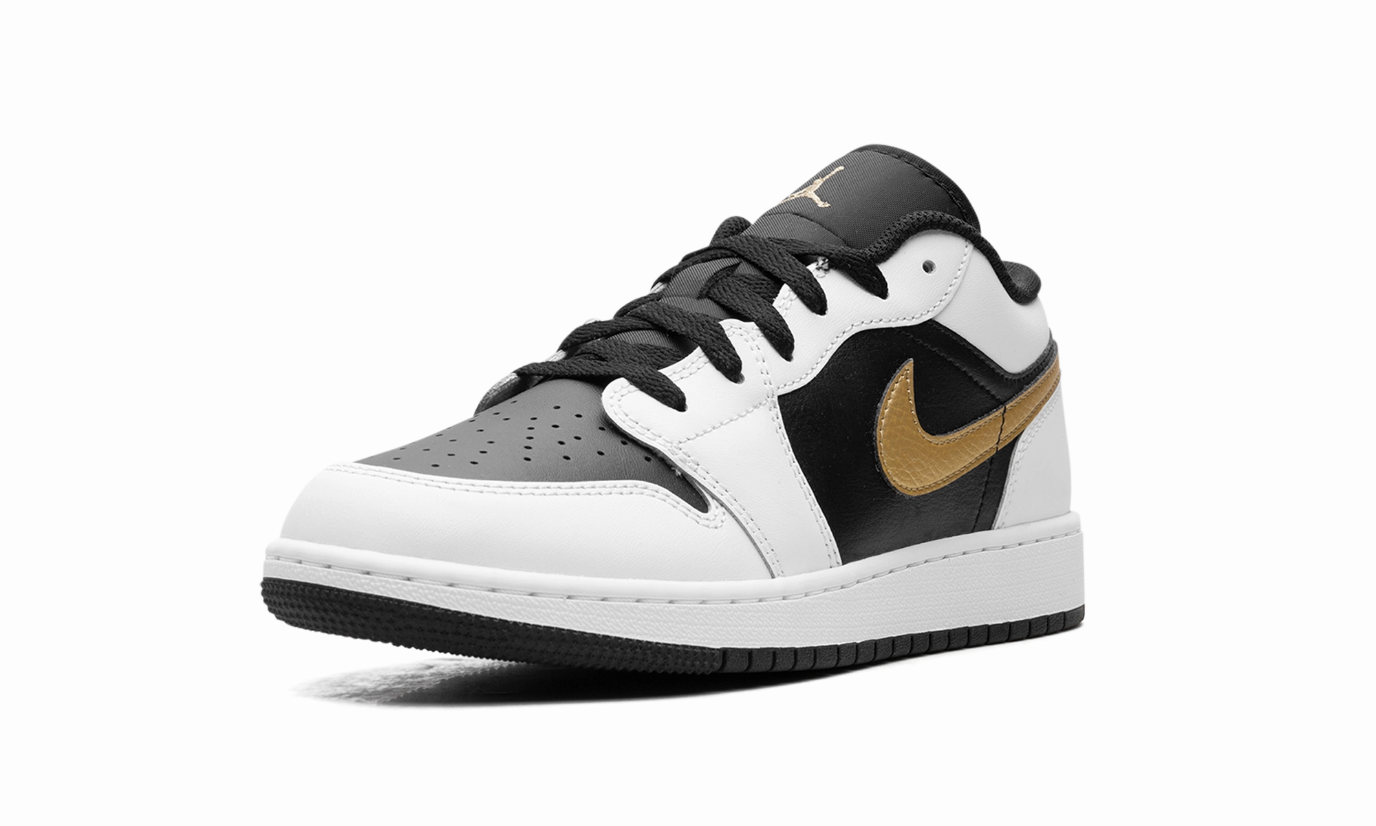 Sculpted durability Road Tested Air Jordan 1 Low GS "White"