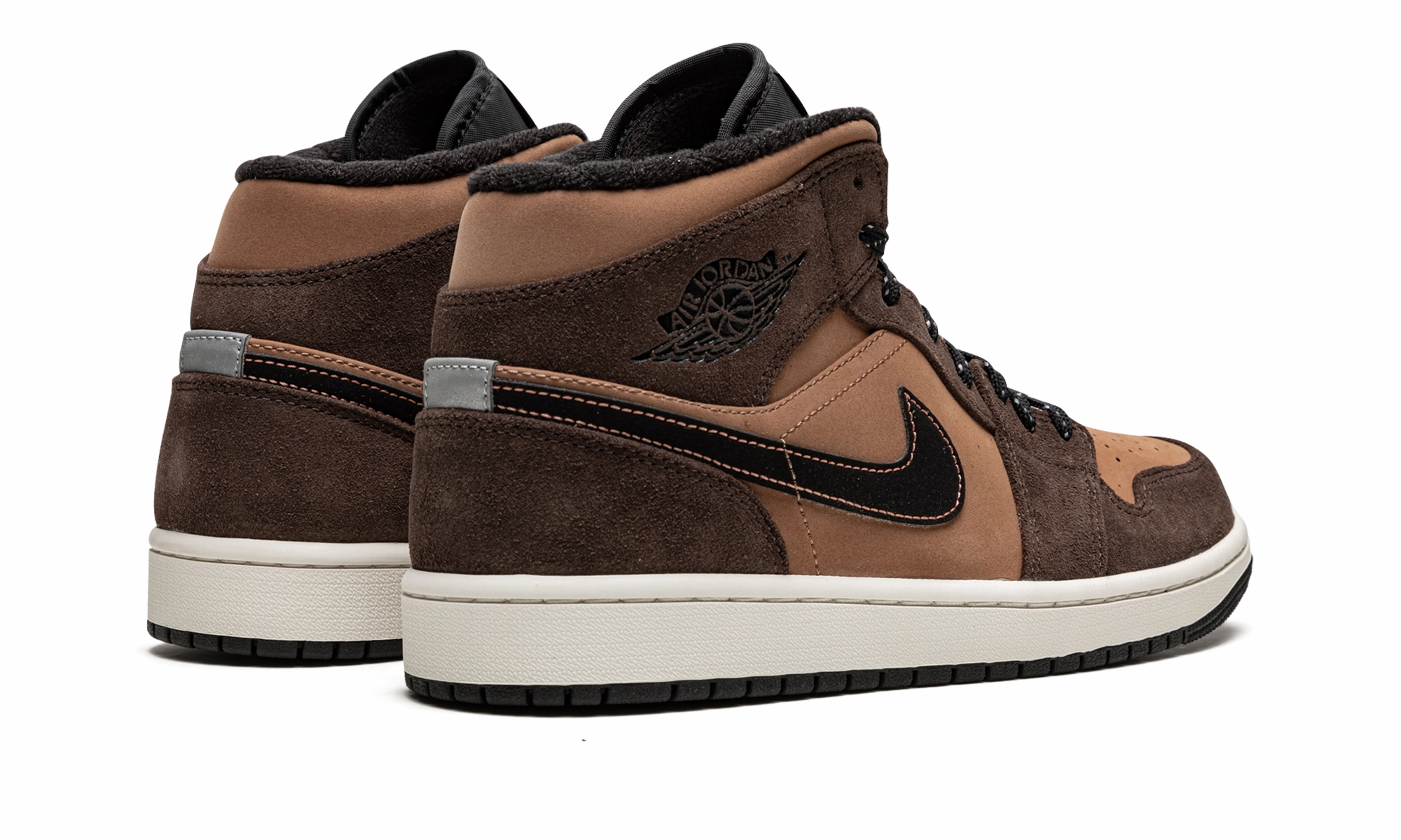 Air Jordan 1 Mid SE "Earth Tone" Move Fast