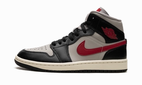 All-Weather Wear Cushion Heel AIR JORDAN 1 MID WMNS "Black / Gym Red / College Grey"