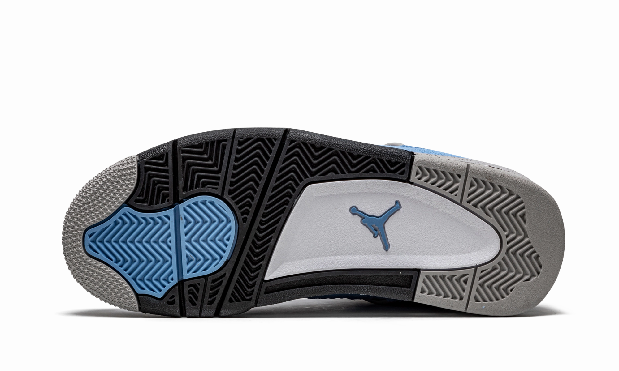 Built-in comfort Maximum arch Air Jordan 4 Retro GS "University Blue"