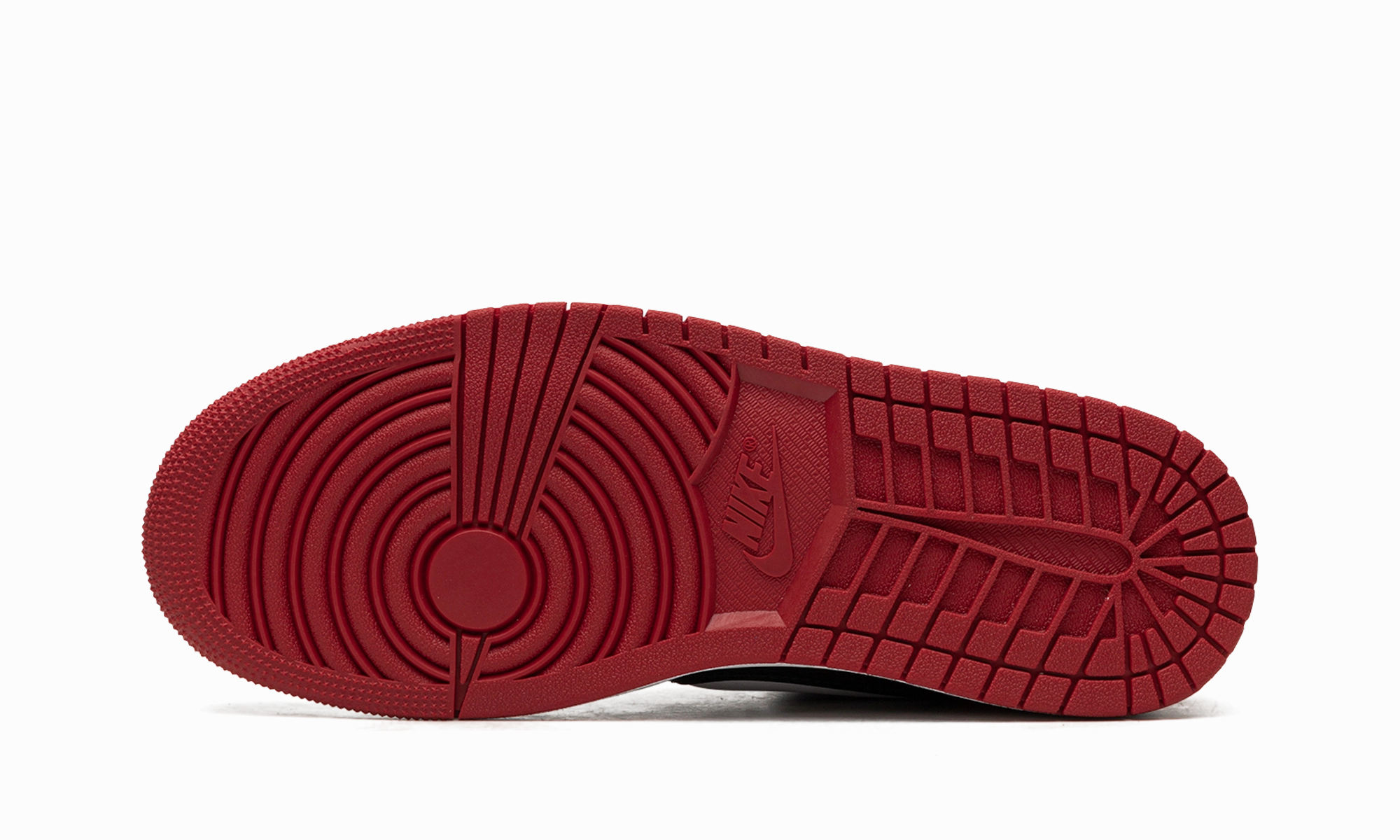 Air Jordan 1 Low Flyease "Bred" Go Anywhere