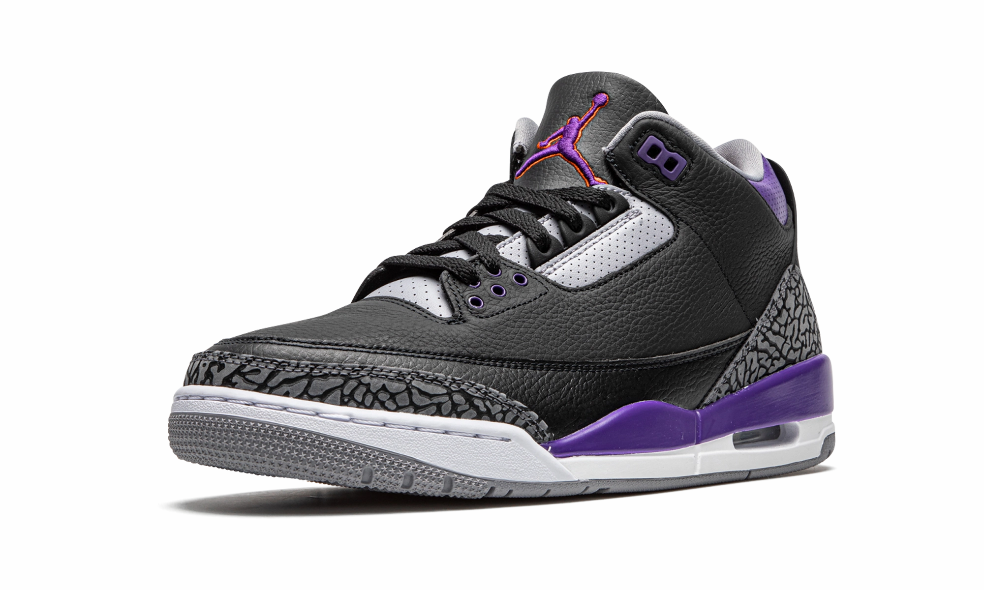 Air Jordan 3 Retro "Court Purple" Flattering wear