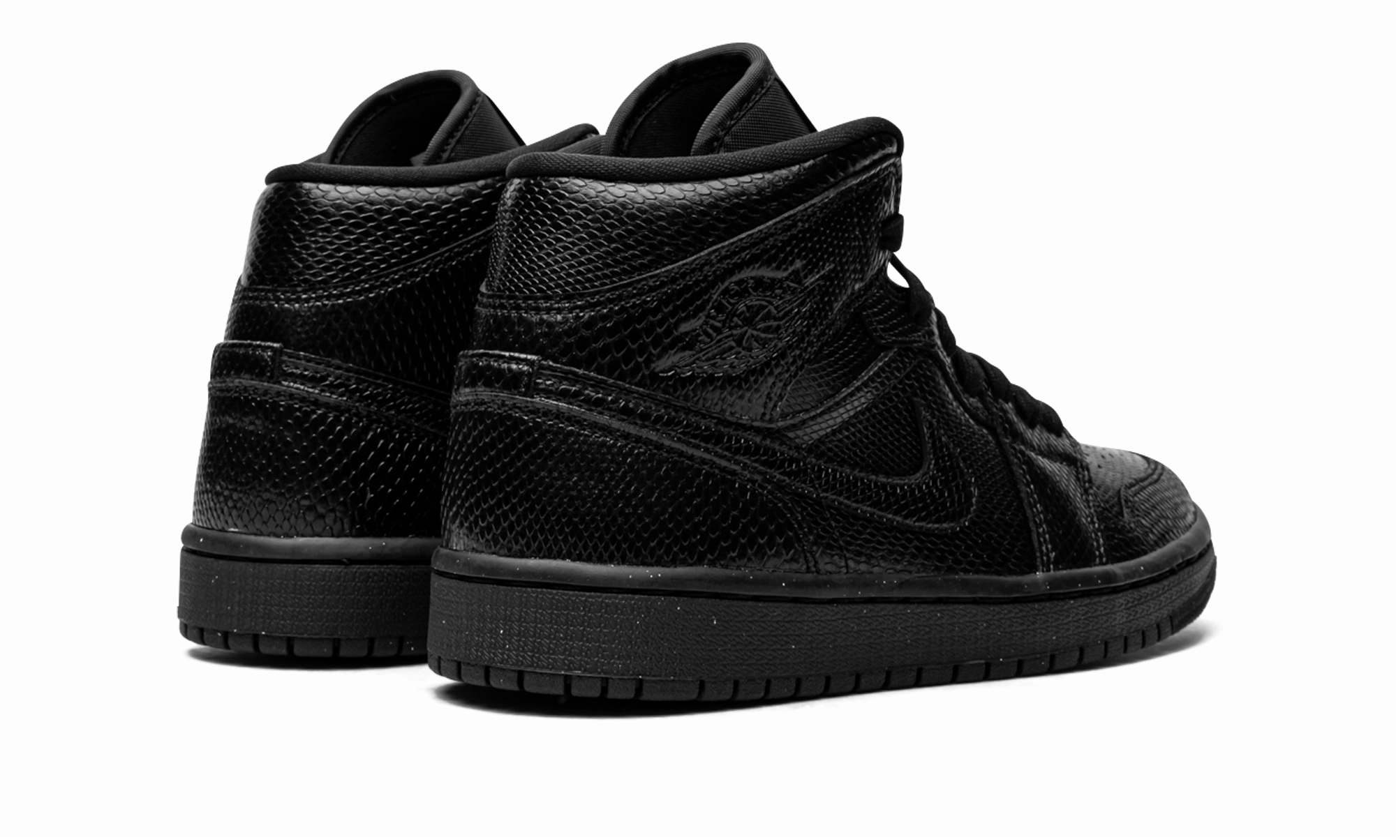 AIR JORDAN 1 MID WMNS "Black Snakeskin" Energy Boost Padded flexibility