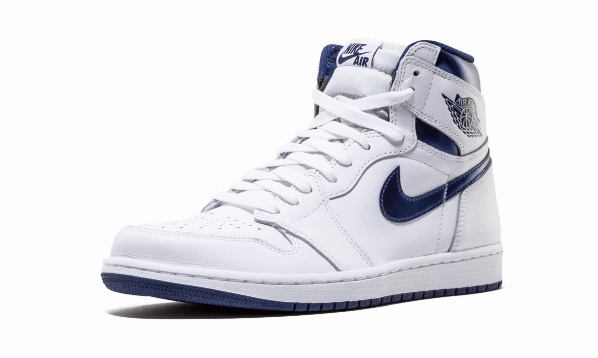 Air Jordan 1 Retro "Metallic Navy" Flexible Motion Weatherproof Footwear