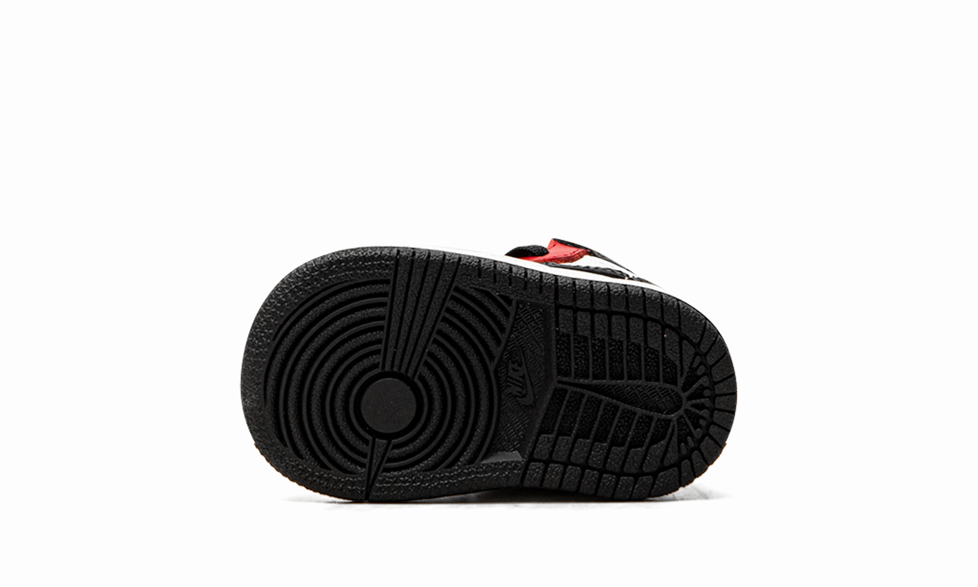 Off-Road Ready Stylish Support Air Jordan 1 High Retro TD "Satin Snake"