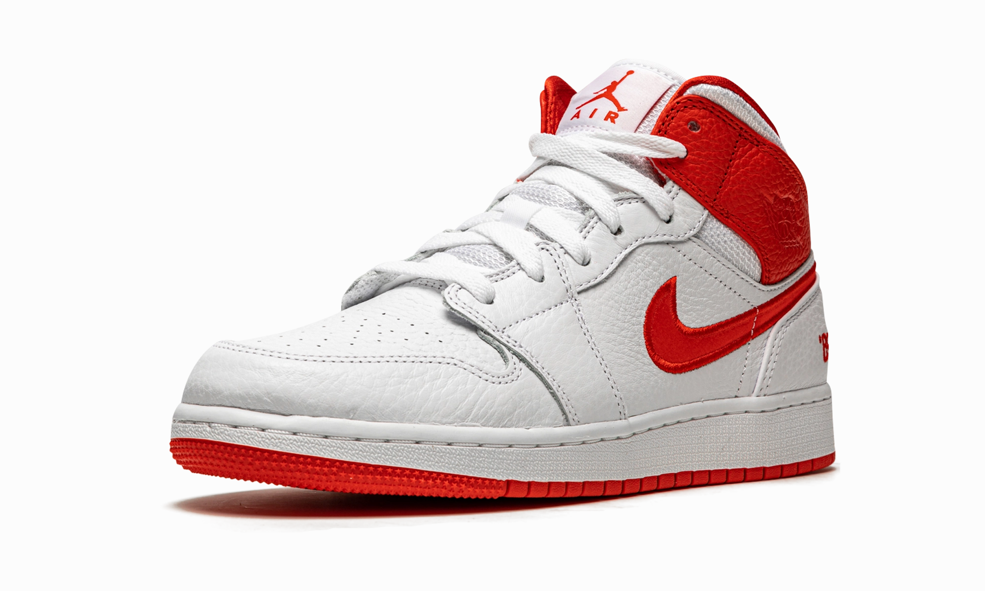 Air Jordan 1 Mid SE GS "85" Cushioned Feel Classy silhouette