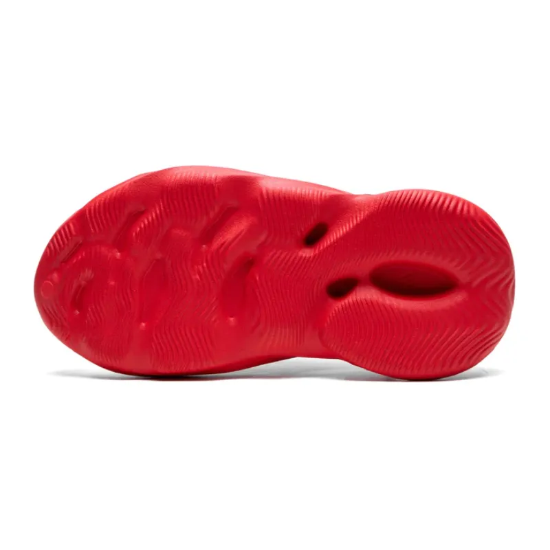 Yeezy Foam RNNR Vermillion Social Walk Outing Fit