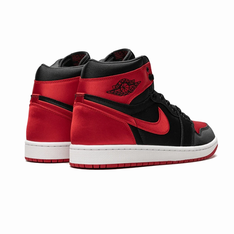 Air Jordan 1 Retro High OG Satin Bred amateur design