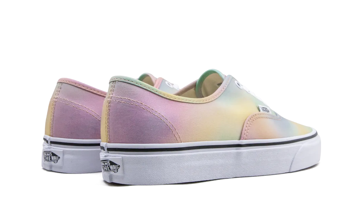 Monochrome Style Authentic